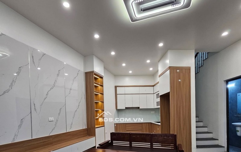 BÁN NHÀ ĐẸP 2.38 TỶ 4 TẦNG 46M2 ( HƯỚNG ĐÔNG ) NGÕ TRẦN THÁI TÔNG