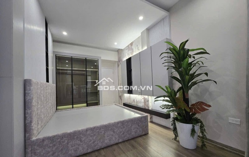 Nhà Đẹp Gần Phố Bùi Ngọc Dương, Hai Bà Trưng 35/40m, 4 tầng, mt 3.5m, giá 9.95 tỷ