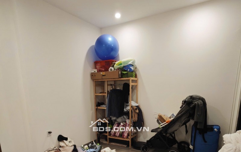 CHO THUÊ CĂN HỘ 2PN, FULL NỘI THẤT,  VIEW SÔNG THOÁNG MÁT, VINHOMES GRAND PARK Q9