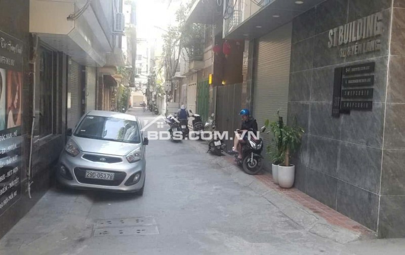 Cho thuê nhà 14/151A, Thái Hà, diện tích ~10m2 : Tiện làm VPĐD, CH, KD và ở.