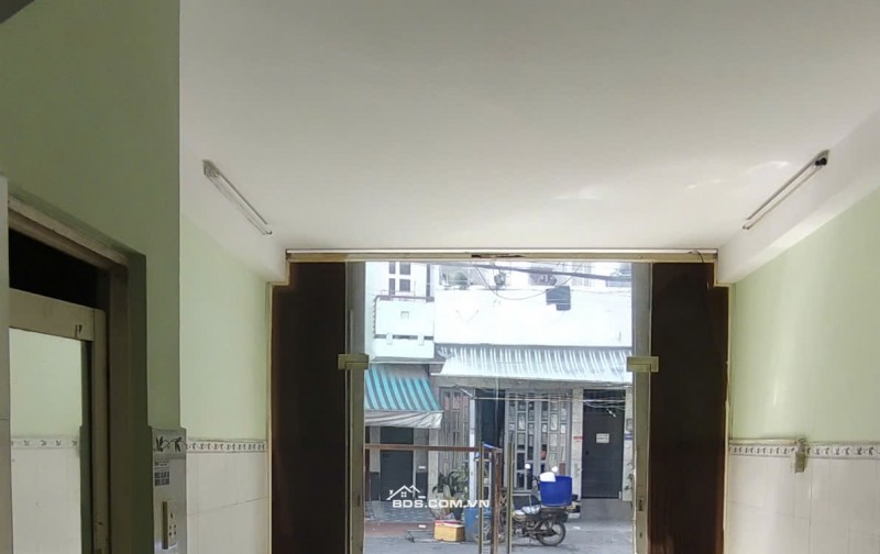 NHÀ NGUYÊN CĂN 1 TRỆT-2 LẦU, MẶT TIỀN RỘNG THOÁNG CÓ THỂ Ở HOẶC KINH DOANH