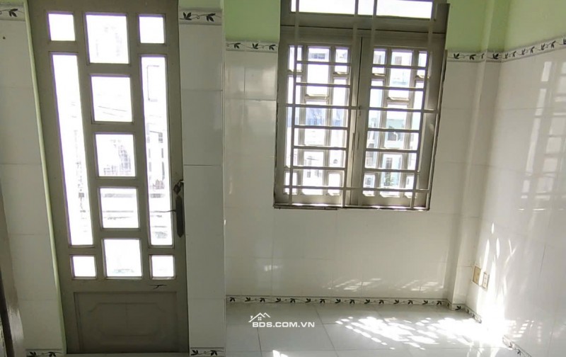 NHÀ NGUYÊN CĂN 1 TRỆT-2 LẦU, MẶT TIỀN RỘNG THOÁNG CÓ THỂ Ở HOẶC KINH DOANH