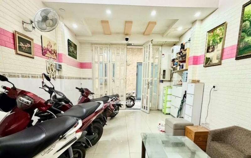 Chợ Hạnh Thông Tây- 3 tầng BTCT - 50m² - 3 PN - gần HXH chỉ 5.45 tỷ