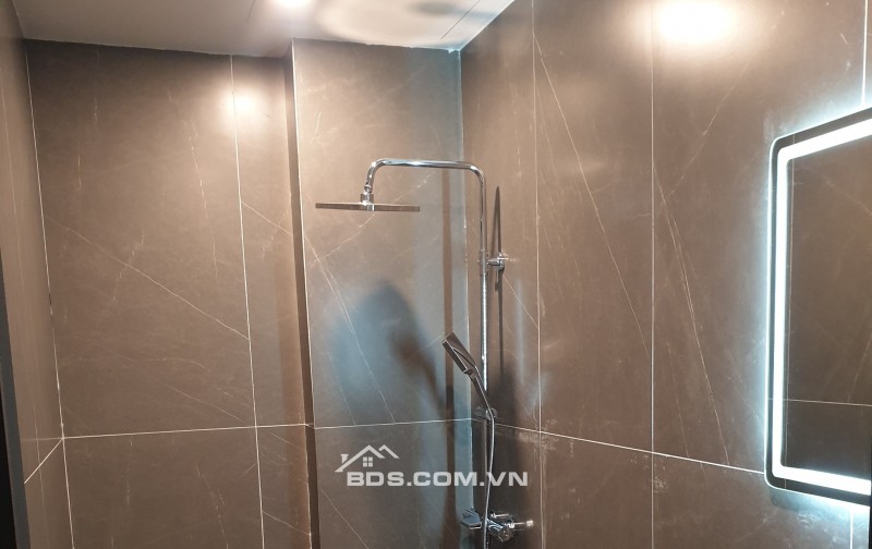 BÁN NHÀ 4.5 TỶ 3 TẦNG 72M2 CÓ SÂN ĐỂ Ô TÔ MẶT ĐƯỜNG KHU ĐỒNG QUÝT