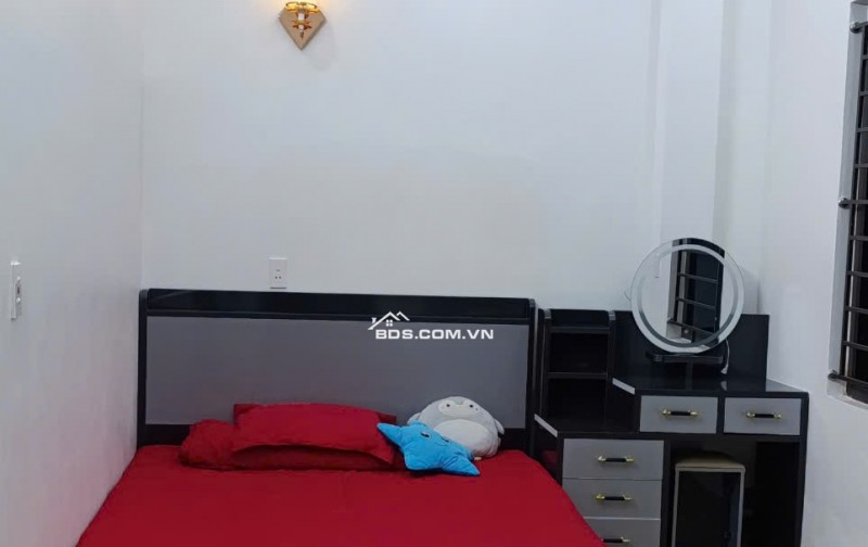 BÁN NHÀ ĐẸP 2.23 TỶ 3 TẦNG 47M2 ( ĐÔNG NAM ) NGÕ GIẢI PHÓNG