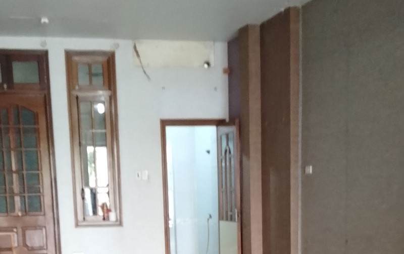 Chính chủ cho thuê mặt bằng 30m² tầng 1 mặt đường Hoàng Hoa Thám (cửa hàng, văn phòng)