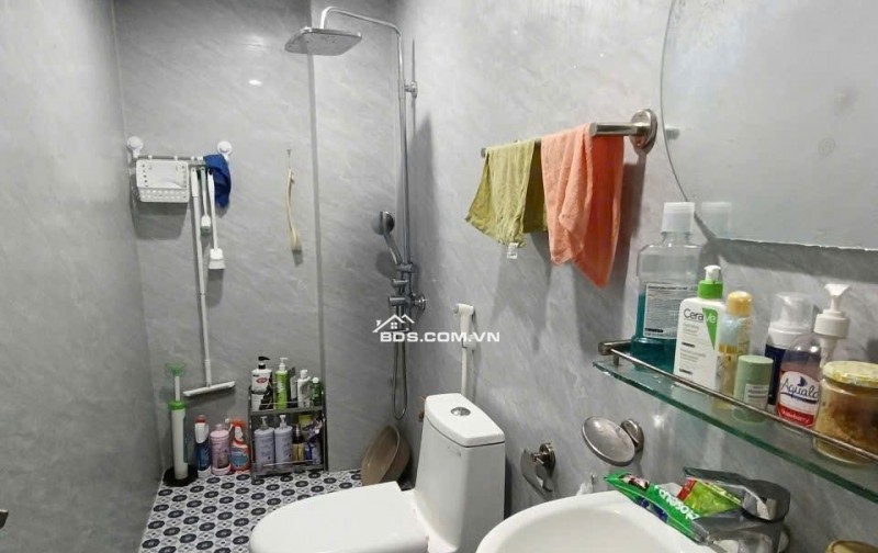 BÁN NHÀ 2.28 TỶ 3 TẦNG 53.4M2 ( TÂY NAM ) NGÕ  ĐƯỜNG VĨNH MẠC