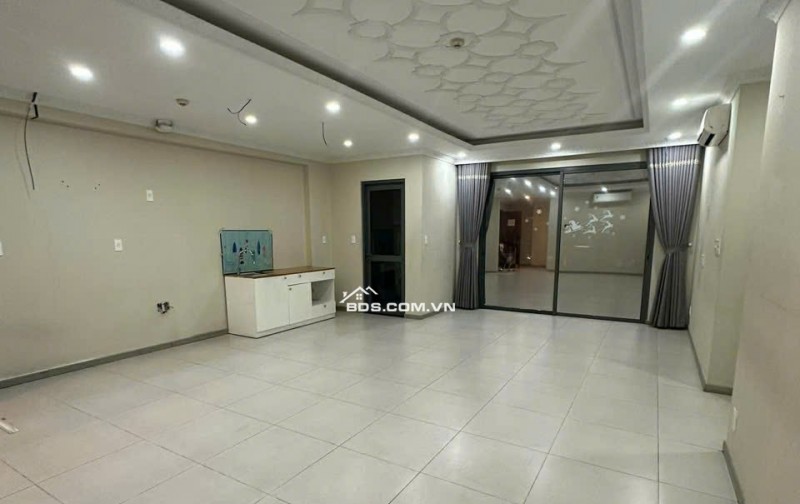 Cho thuê căn hộ OT NTCB DT 120m2 làm Văn phòng C/C The Gold View