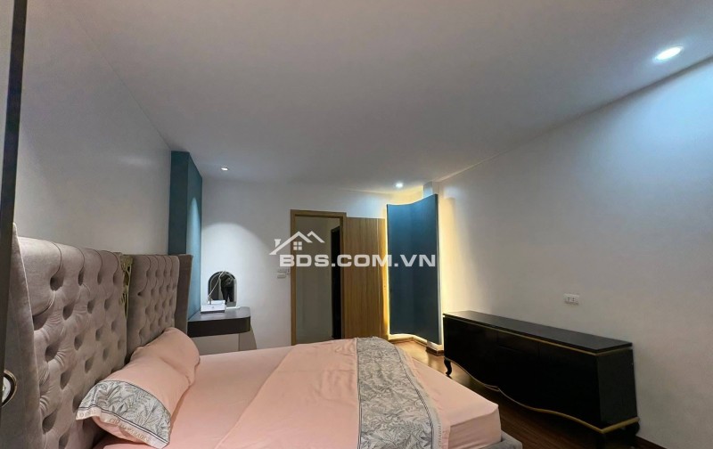 Nhà Đẹp Ở Luôn Tân Mai, Hoàng Mai 23m, 4 tầng, mt 3.6m, giá 6.6 tỷ.