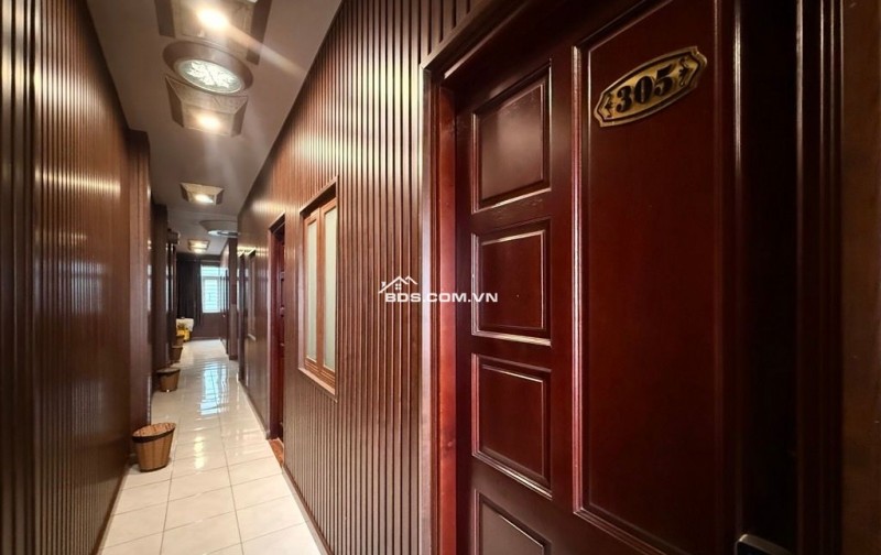 Bán KS 3 sao MTKD gần Thống Nhất ngang 8m 200m2 16PN DT 180tr 5 lầu mới gần Lotte 38 tỷ.