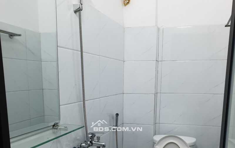 BÁN NHÀ ĐẸP 1.45 TỶ 3 TẦNG 30M2 ( ĐÔNG NAM ) NGÕ NGUYỄN HIỀN