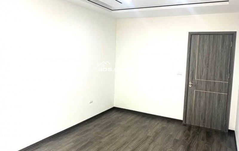 BÁN NHÀ MỚI TRUNG TÂM VIỆT HƯNG - LÔ GÓC 51M 5 TẦNG NHỈNH 8 TỶ