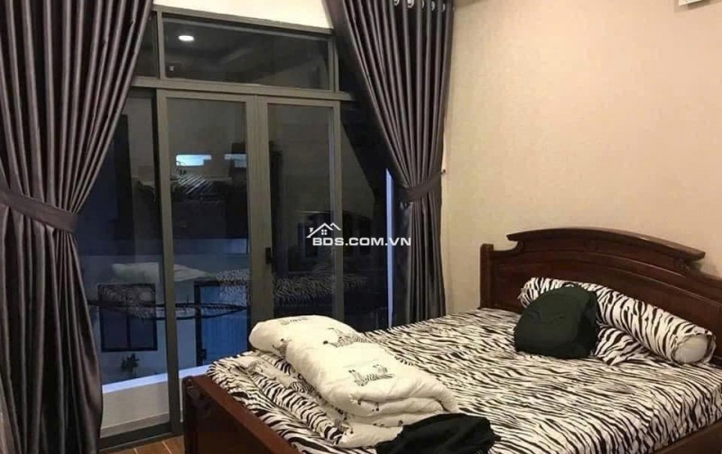 Bán nhà đẹp 5 tầng Lý Thái Tổ Quận 10, 4PNKK full nội thất DT 20tr/tháng giá nhỉnh 5 tỷ