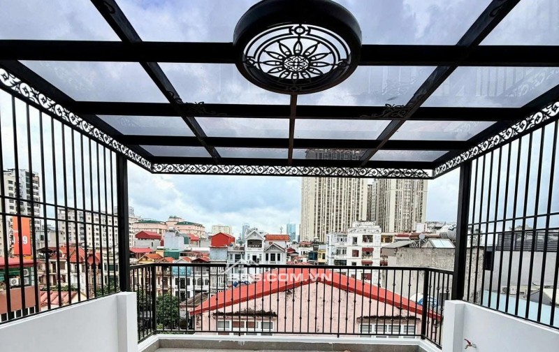 Nhà Đẹp Kinh Doanh Mạc Thái Tổ, Cầu Giấy 50m, 7  tầng, mt 4.2m, giá 33.8 tỷ.