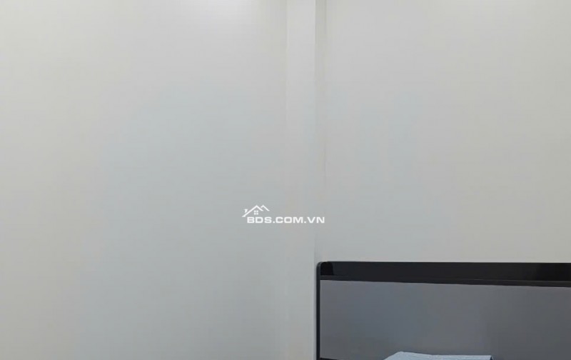 BÁN NHÀ ĐẸP 2.23 TỶ 3 TẦNG 47M2 ( ĐÔNG NAM ) NGÕ GIẢI PHÓNG