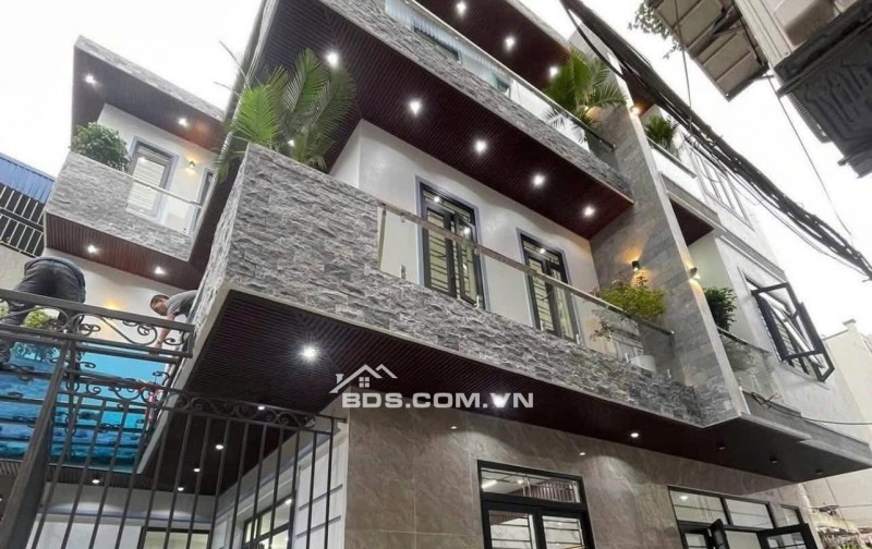 BÁN CĂN VILLA  3.85 TỶ 3 TẦNG 66M2 LÔ GÓC Ô TÔ ĐỖ CỬA TRẦN QUANG KHẢI