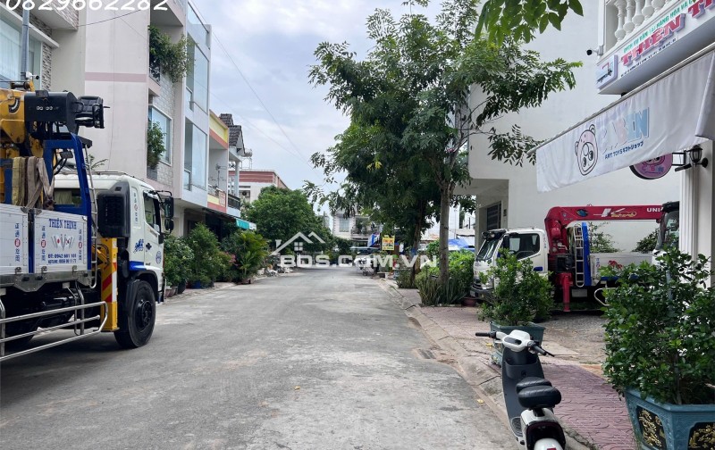 Bán Đất thổ cư 78m2 Sổ hồng KDC Vincom Sa Đéc, Đường Số 3, Đồng Tháp. Giá 4.5 tỷ.