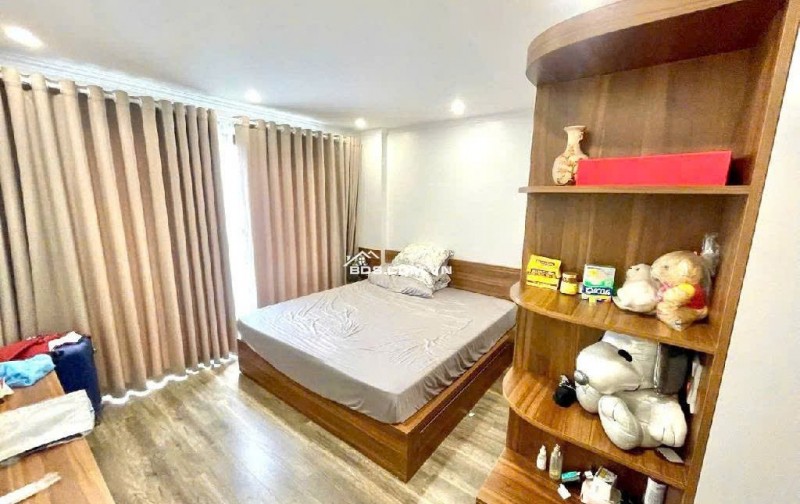 NHÀ NGÕ PHỐ THUỴ KHUÊ, OTO ĐỖ CỬA - 37M x 7 TẦNG KHUNG ĐẸP, THANG MÁY - MT 4M - SĐCC- 18 TỶ