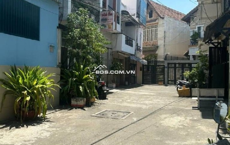 Q.8 - Dạ Nam - Nhà đẹp  4 tầng đủ công năng - hẻm xe hơi - 48m2 - nhỉnh 10ty