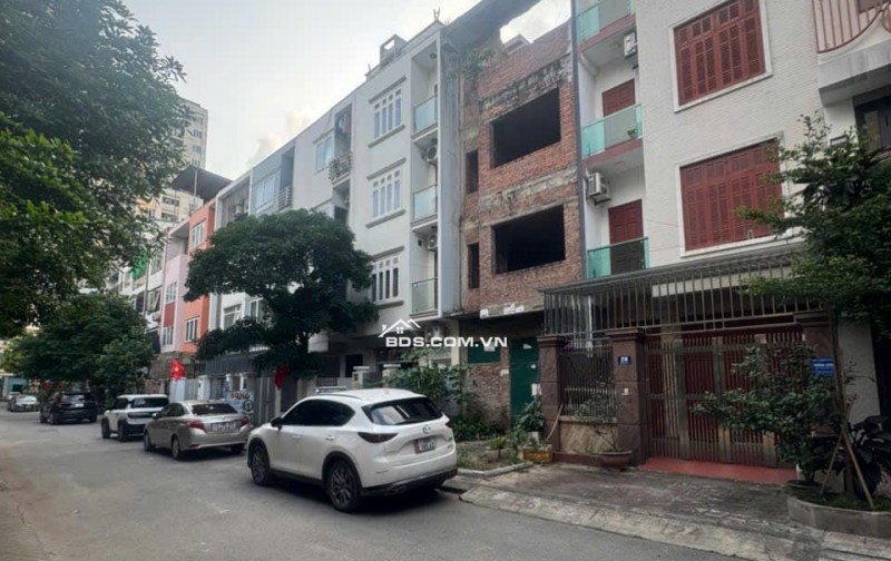 BÁN NHÀ LIỀN KỀ VĂN KHÊ – HÀ ĐÔNG, SỔ ĐỎ – ĐƯỜNG Ô TÔ TRÁNH – GIÁ TỐT