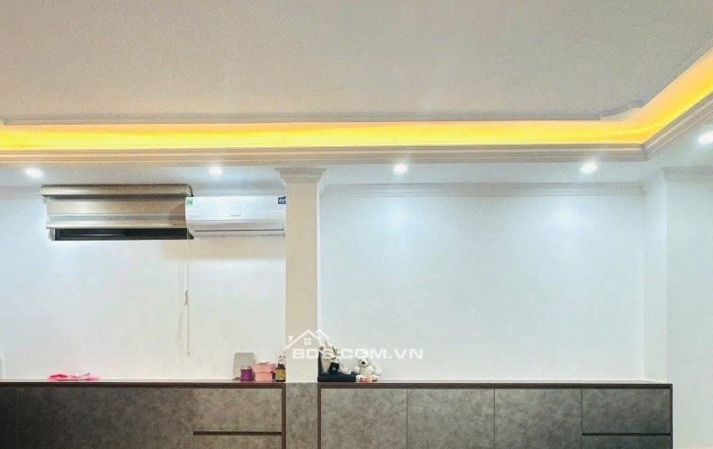 Nhà Đẹp Thang Máy, Gần Phố Hồng Mai, Hai Bà Trưng 50m, 5 tầng, mt 4.8m, giá 17,5 tỷ.