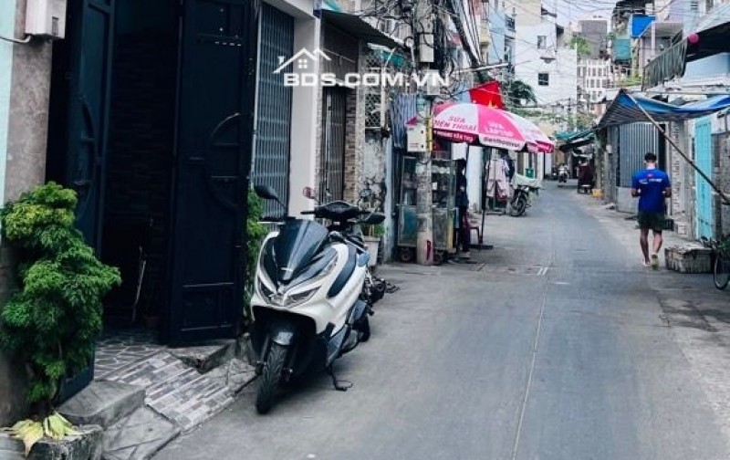 Nhà đẹp Q.10 - CMT8 - hẻm xe hơi thông - 48m2 - 4 tầng - giá 8ty2