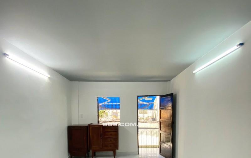 Bán nhà đẹp Trần Phú Quận 5, 3 tầng 2PN lớn, giá nhỉnh 5 tỷ