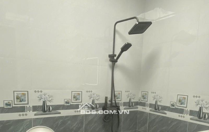 Bán Shophouse tòa C7 Dcapital Trần Duy Hưng - DT 115m2 cho thuê 40triệu/tháng LH 0945255902