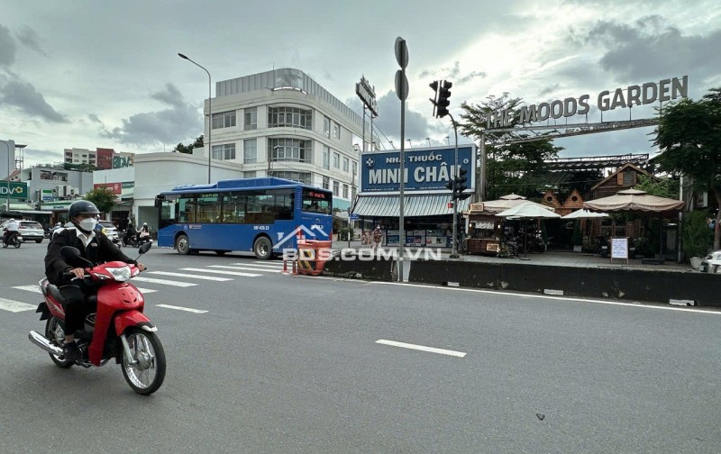 GẤP BÁN nhà 115m2 ngang 5.5m 4 lầu hẻm 409 Nguyễn Oanh gần chợ An Nhơn KD tốt 15.X tỷ.