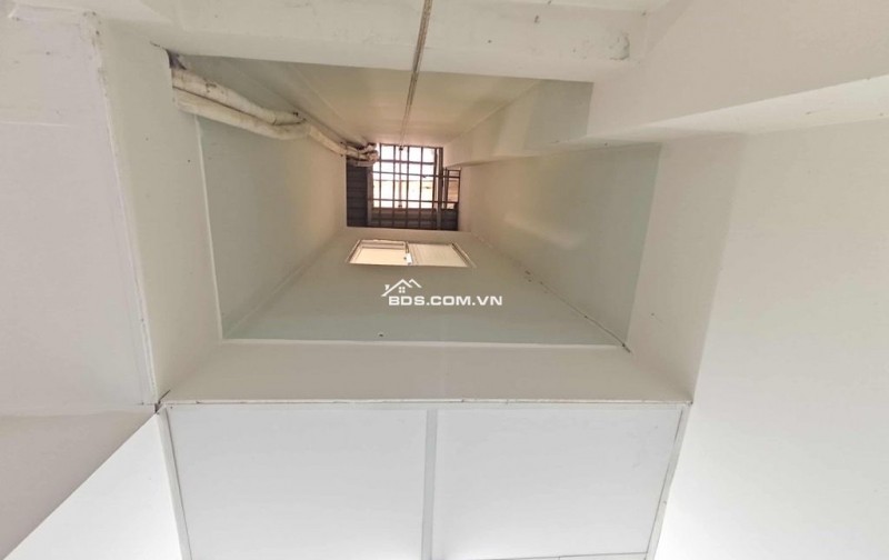 Nhà bán Q.3 - Lê Văn Sỹ - 52m2 - xe tải tận cửa - 9 tỷ X