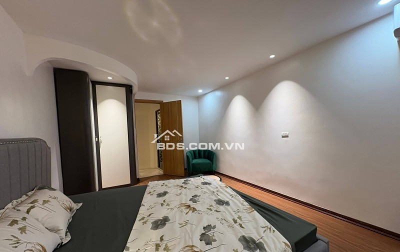 Nhà Đẹp Ở Luôn Tân Mai, Hoàng Mai 23m, 4 tầng, mt 3.6m, giá 6.6 tỷ.