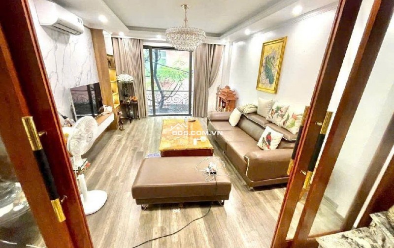 NHÀ NGÕ PHỐ THUỴ KHUÊ, OTO ĐỖ CỬA - 37M x 7 TẦNG KHUNG ĐẸP, THANG MÁY - MT 4M - SĐCC- 18 TỶ