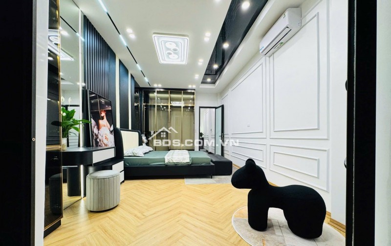 Nhà Đẹp Kinh Doanh Trần Duy Hưng, Cầu Giấy 44/50m, 6 tầng, giá 16.98 tỷ.