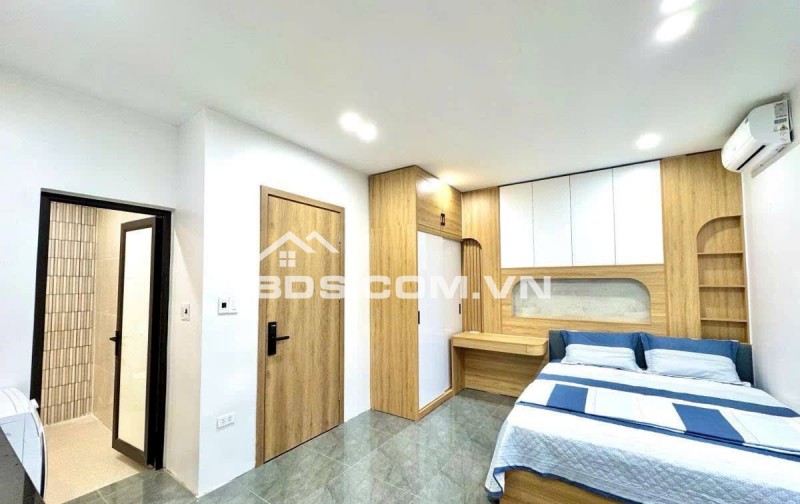 Bán Nhà Lô Góc, Dòng Tiền, Phố VIP Lê Thanh Nghị 37m, 6 tầng, mt 4.2m, giá 11.8 tỷ.