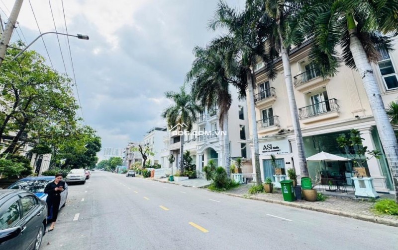 Bán biệt thự Khu Nam Thông 3 - Quận 7 đang có hợp đồng thuê sẵn