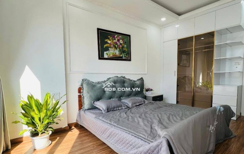 Nhà Đẹp Ngõ Thông Kinh Doanh Chùa Bộc, Đống Đa 46/58m, 7 tầng, mt 5m, giá 19.3 tỷ