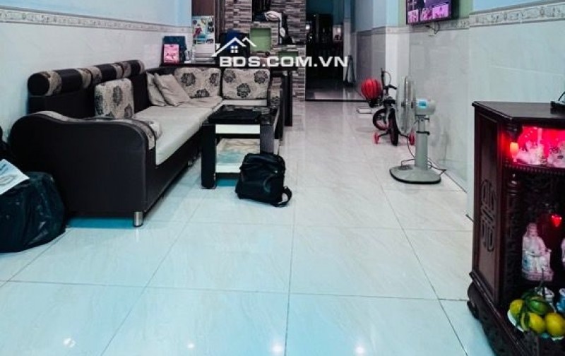 Nhà đẹp Q.10 - CMT8 - hẻm xe hơi thông - 48m2 - 4 tầng - giá 8ty2