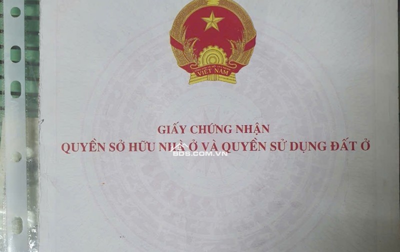 Bán nhà tập thể tầng 2 ngay mặt tiền 638 Lê Hồng Phong Q10