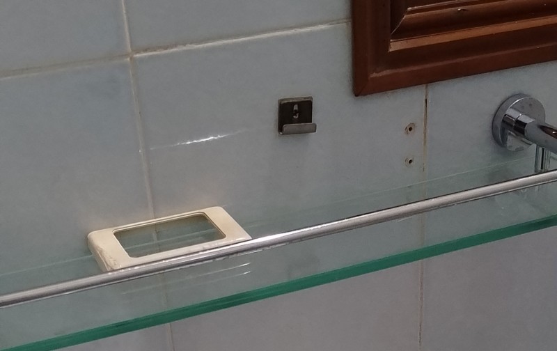 Chính chủ cho thuê mặt bằng 30m² tầng 1 mặt đường Hoàng Hoa Thám (cửa hàng, văn phòng)