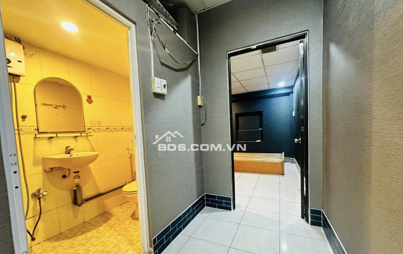 Bán nhà HXH thông Ông Ích Khiêm Quận 11, 35m2 giá chỉ 5,5 tỷ TL