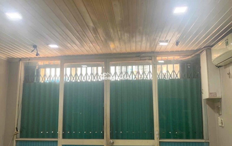 Cho thuê MB có máy lạnh tiện KD ngay mặt tiền Vĩnh Viễn Quận 10
