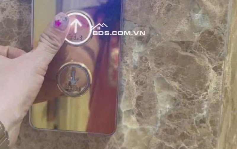 Bán nhà 7 tầng đẹp hẻm 656 Quang Trung ngang 6m có hầm T.máy ở ngay gần chợ 24 tỷ.