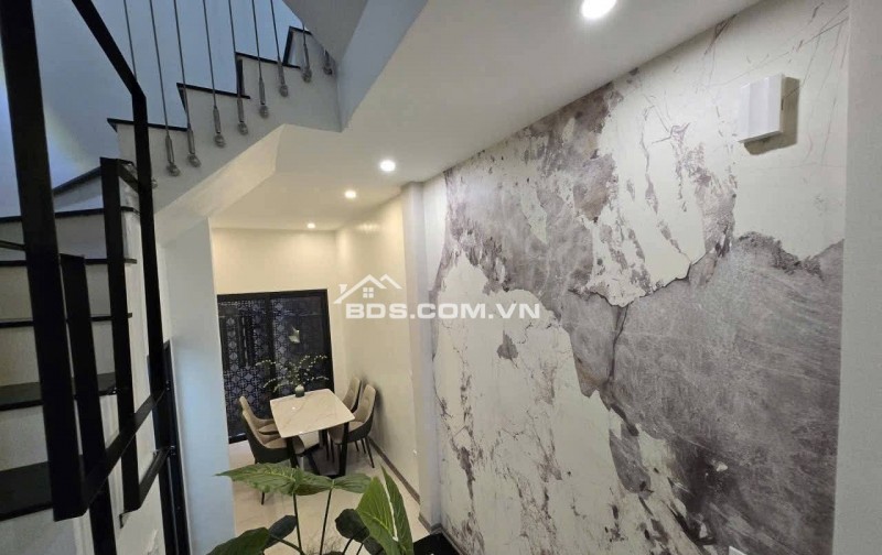 Nhà Đẹp Gần Phố Bùi Ngọc Dương, Hai Bà Trưng 35/40m, 4 tầng, mt 3.5m, giá 9.95 tỷ