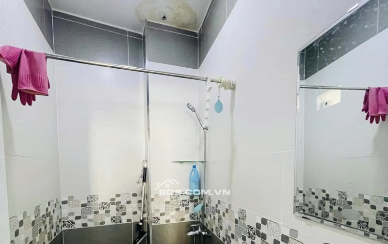 Bán nhà đẹp 5 tầng Lý Thái Tổ Quận 10, 4PNKK full nội thất DT 20tr/tháng giá nhỉnh 5 tỷ