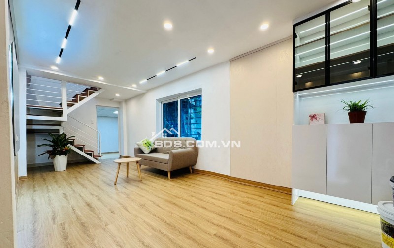 Nhà Đẹp Gần Phố, Bùi Ngọc Dương, Hai Bà Trưng 90m, giá 4.15 tỷ