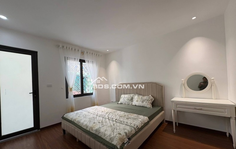 Nhà Đẹp Ở Luôn Tân Mai, Hoàng Mai 23m, 4 tầng, mt 3.6m, giá 6.6 tỷ.