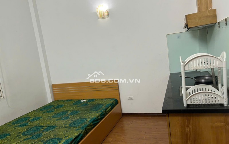 Cho thuê phòng 30 m2 tại ngõ 191 Giáp Bát. Giá: 3.5 triệu/tháng