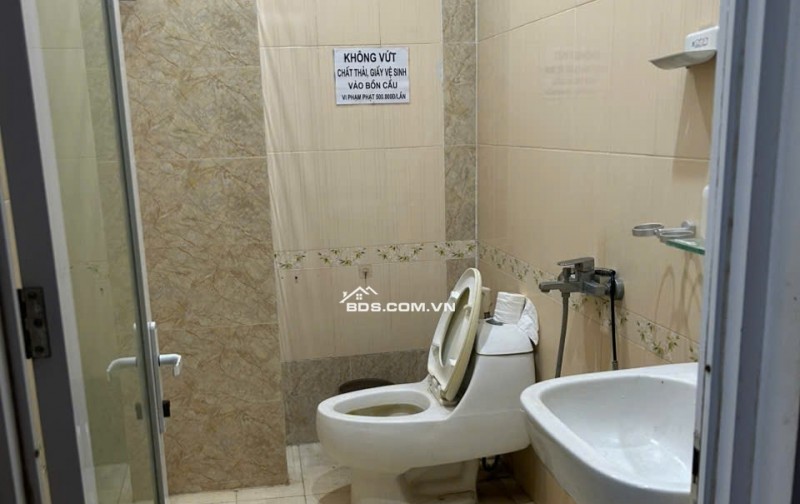 Cho thuê phòng 30 m2 tại ngõ 191 Giáp Bát. Giá: 3.5 triệu/tháng