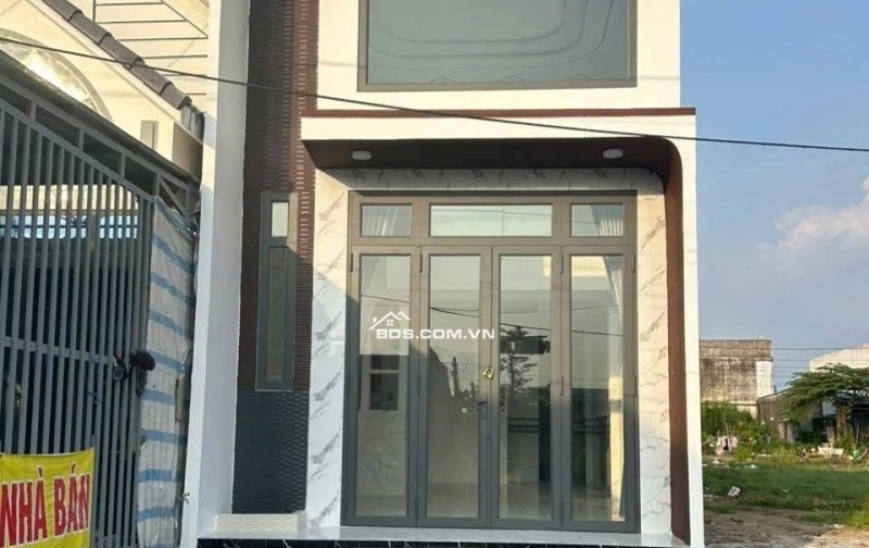 Bán nhà 1 trệt 1 lầu