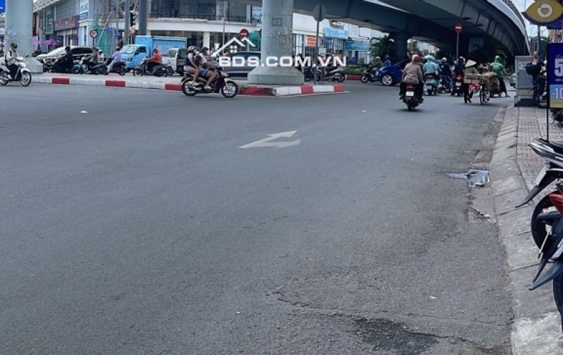 Bán nhà mặt tiền Nguyễn Văn Nghi P.7 Gò Vấp ngang 4m dài 23m SHCN 88,9m2 4 tầng HC đủ